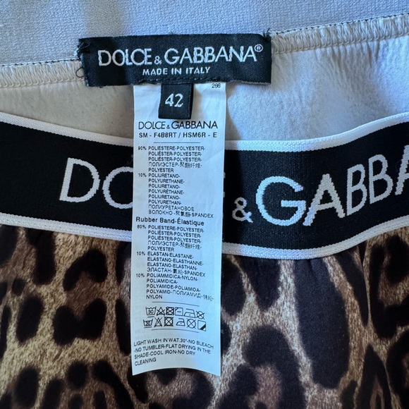 Dolce & Gabbana Logo leopard Mini skirt. Excellent condition size 42. - Picture 2 of 3